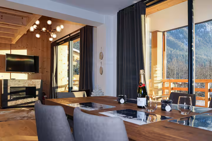 Chamonix villa slide 1