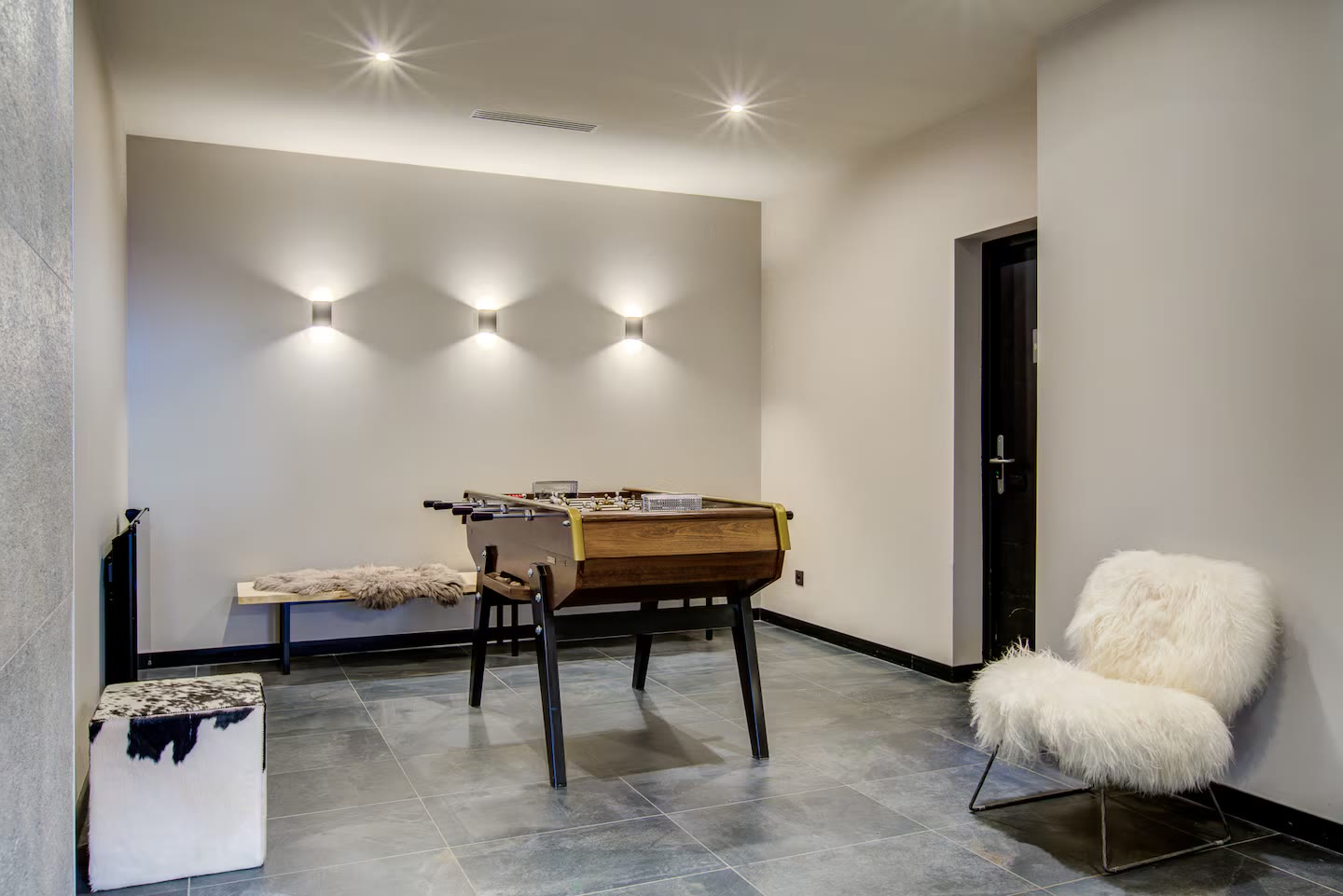 La Cordee 623 gallery image 109