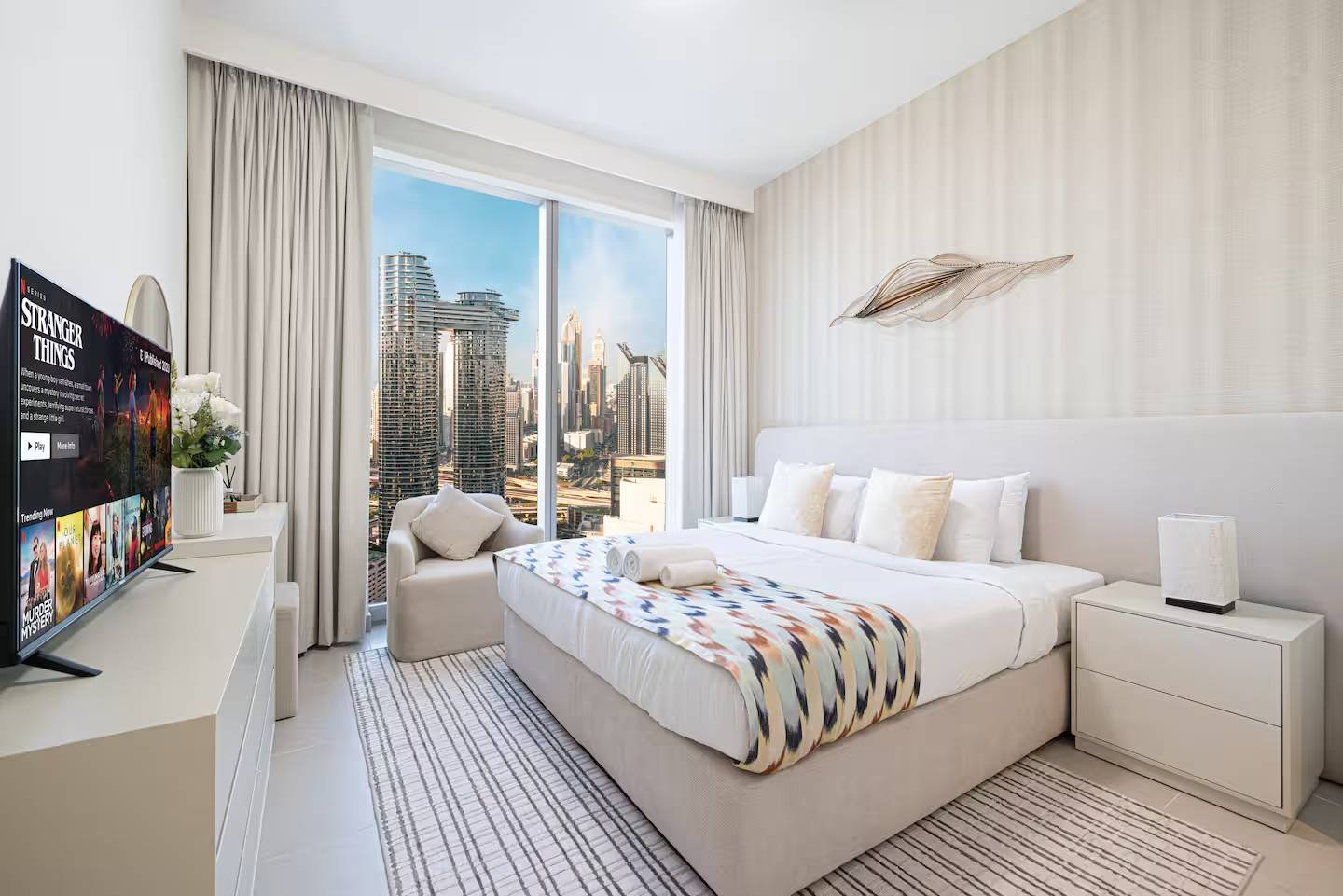 Dubai villa slide 2